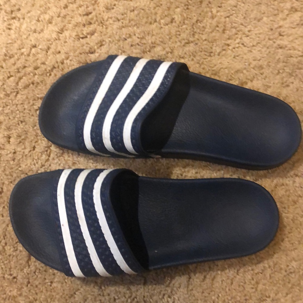 Adidas ADILETTE SLIDES - like new!!